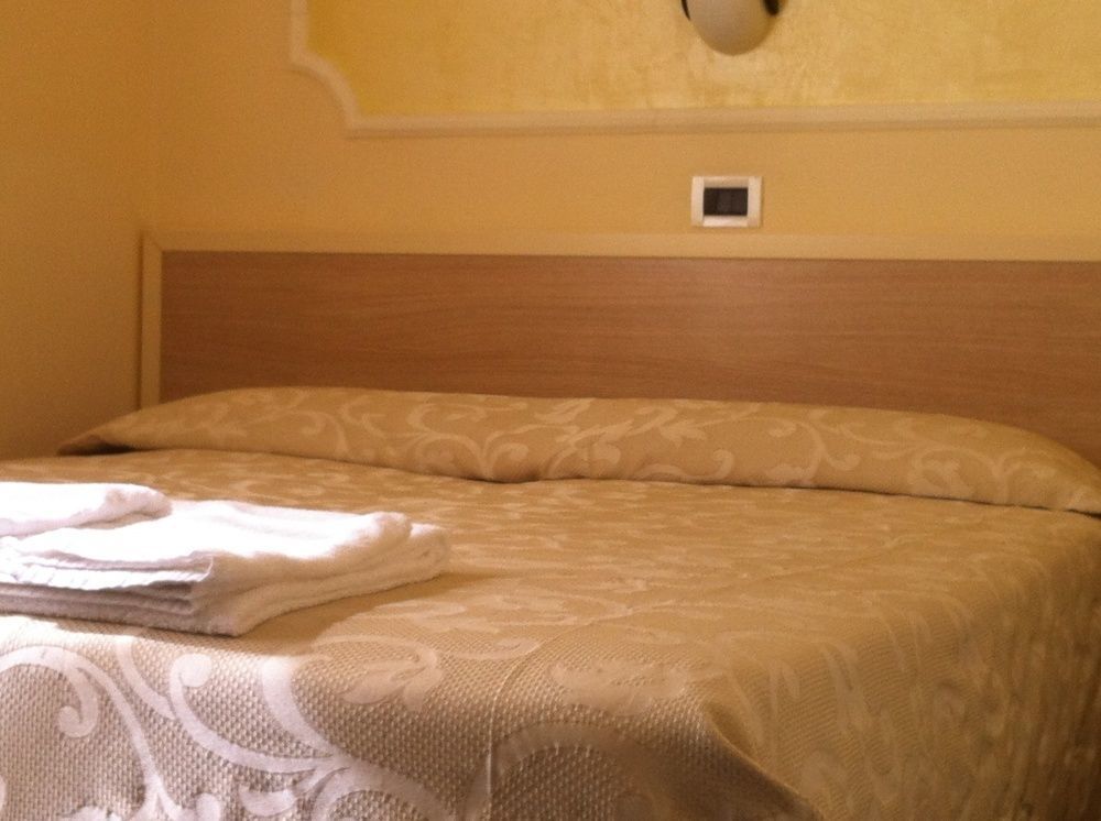Hotel Orly Cesenatico Εξωτερικό φωτογραφία