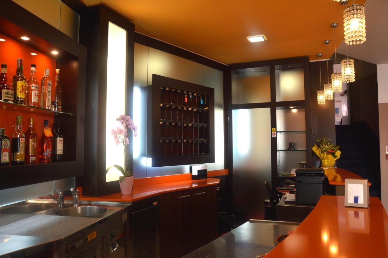 Hotel Orly Cesenatico Εξωτερικό φωτογραφία