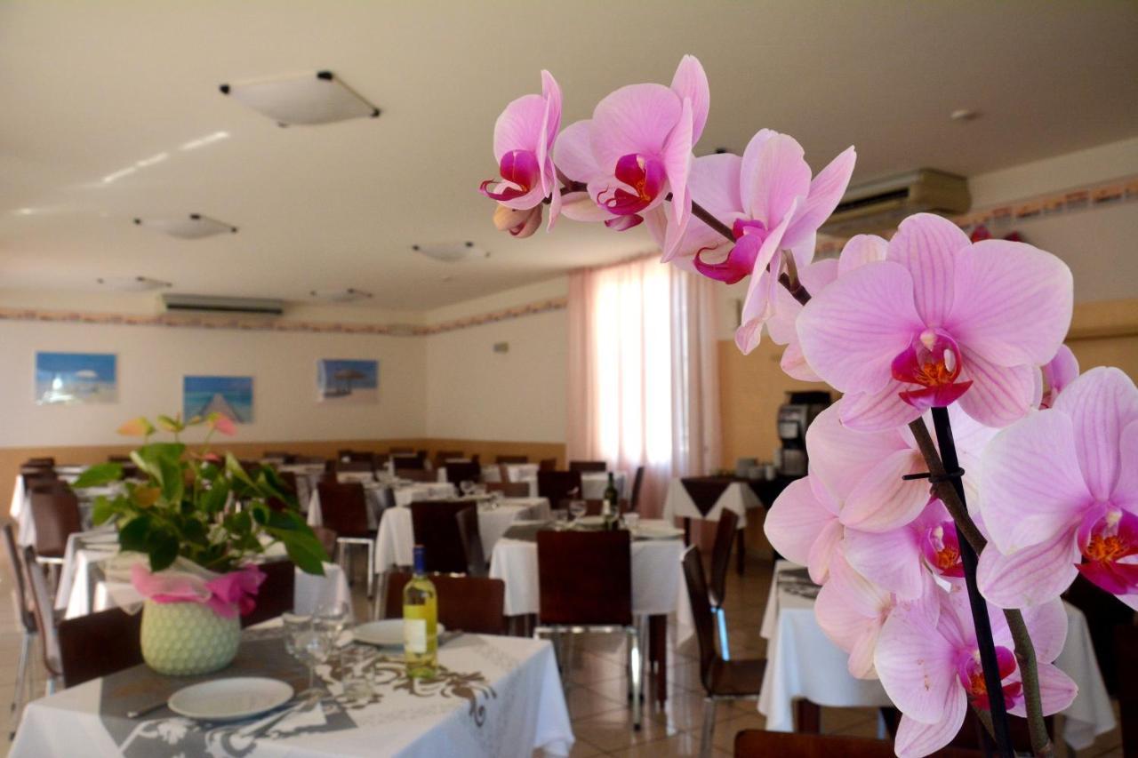 Hotel Orly Cesenatico Εξωτερικό φωτογραφία
