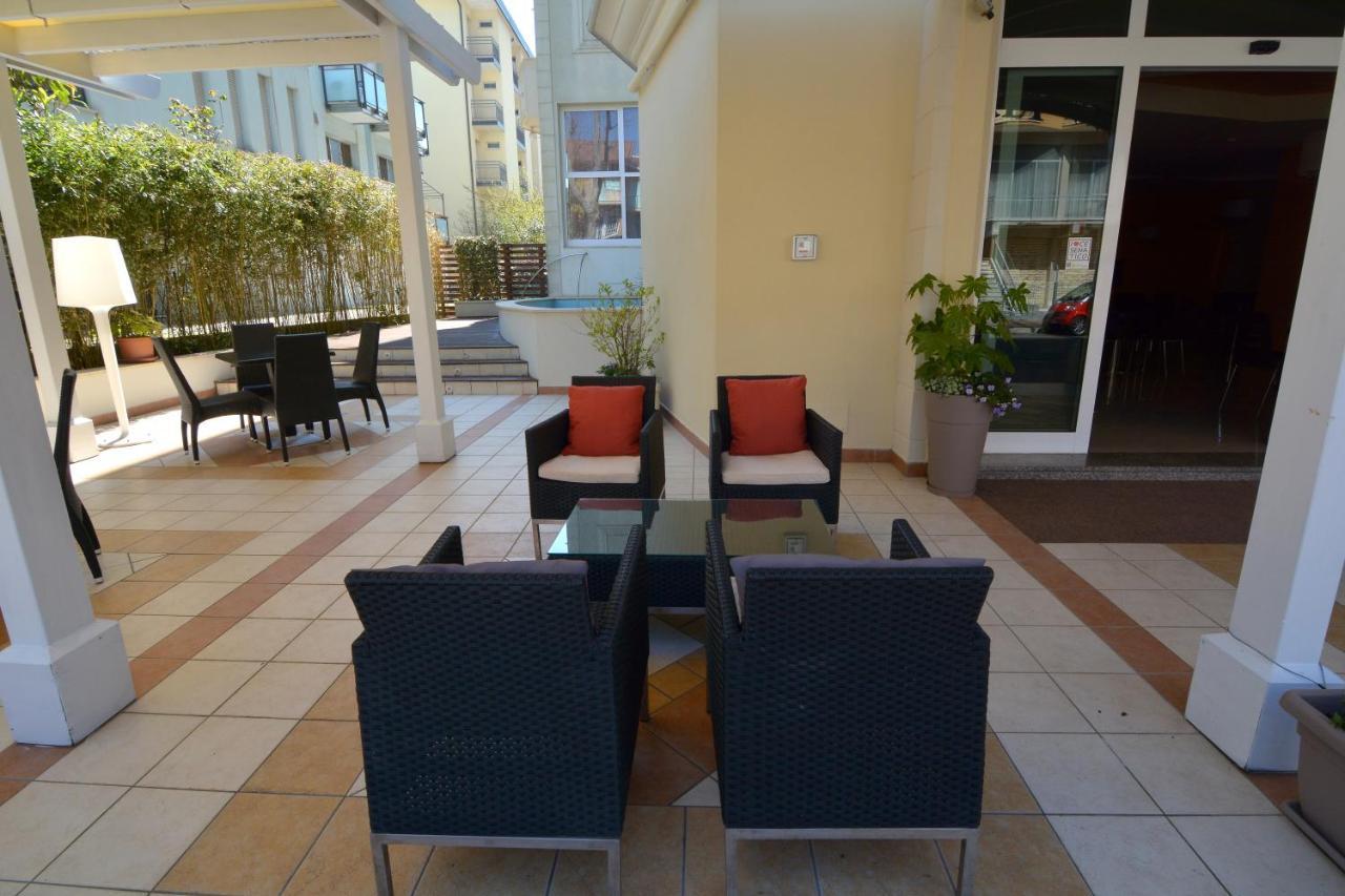 Hotel Orly Cesenatico Εξωτερικό φωτογραφία