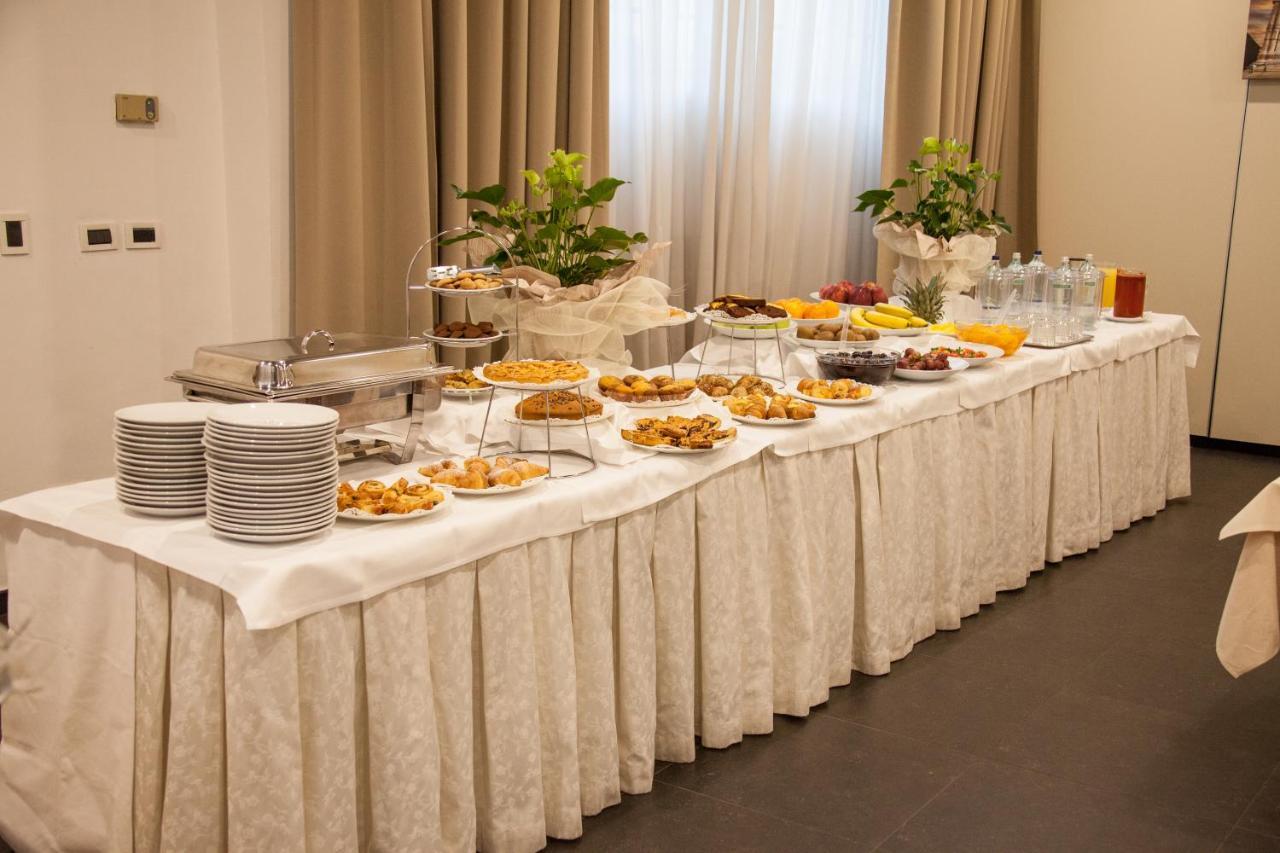 Hotel Orly Cesenatico Εξωτερικό φωτογραφία